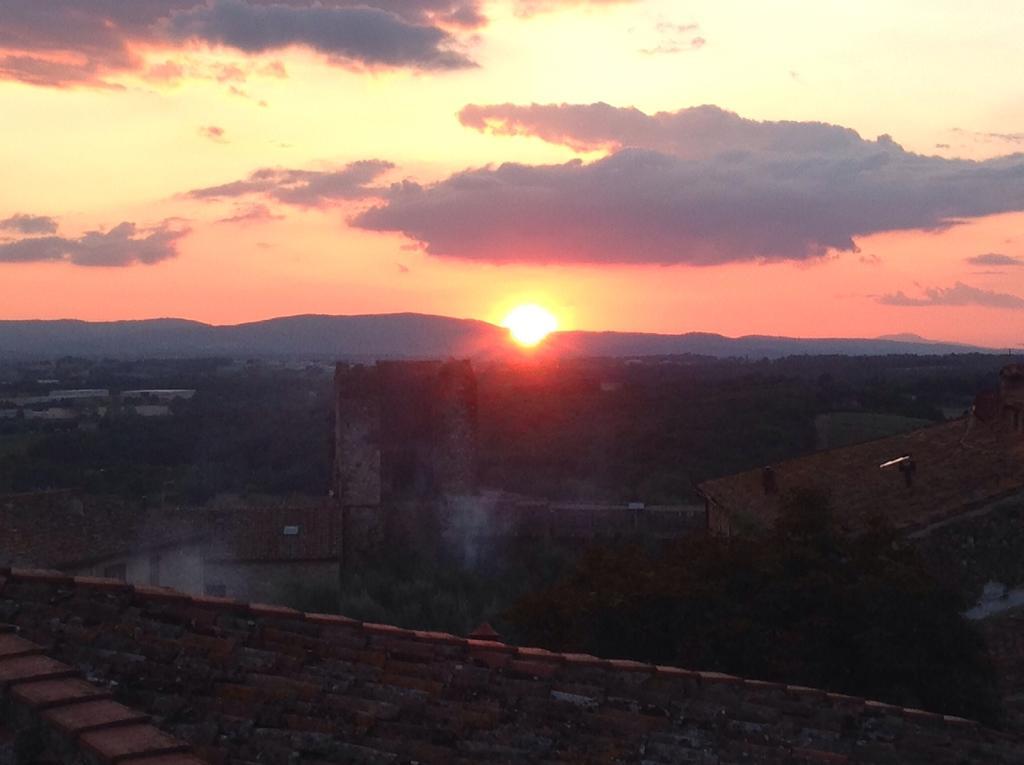 B&B In Piazza Monteriggioni Extérieur photo