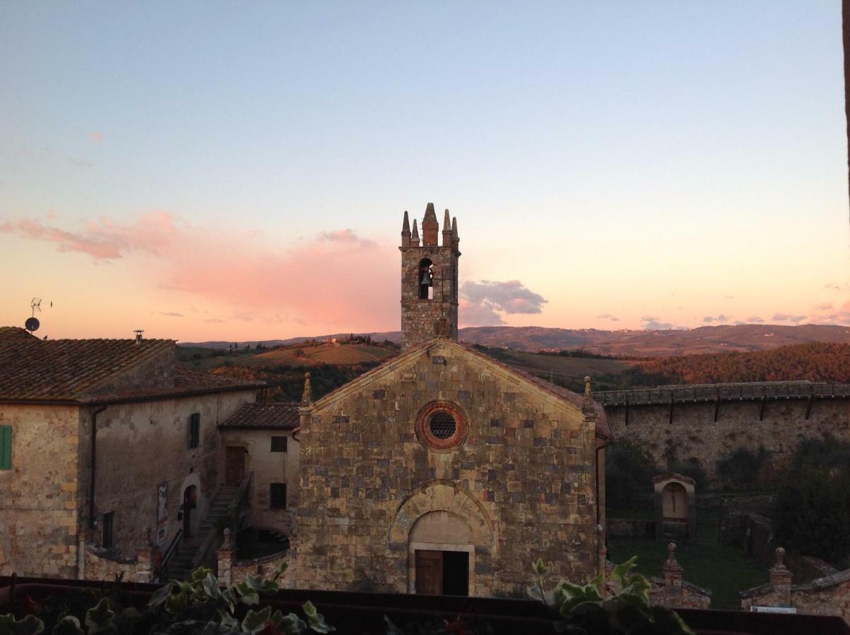 B&B In Piazza Monteriggioni Extérieur photo